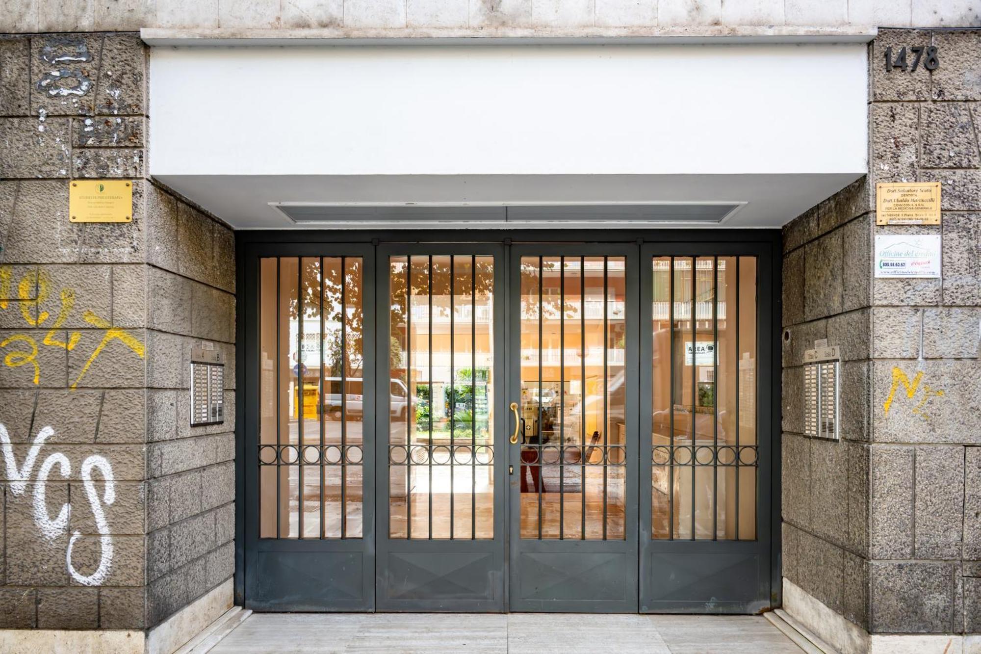 Gentile's House Via Del Cinema Tuscolana Appartamento